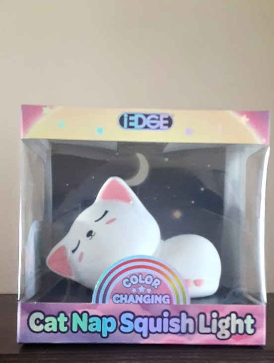 iDEGE Other - Cat Nap Color Changing Squish Light  NWT